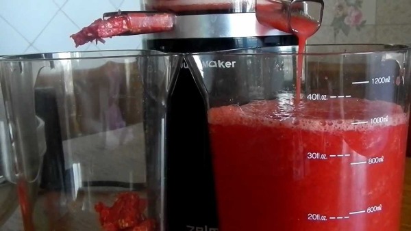  Jugo de tomate fresco