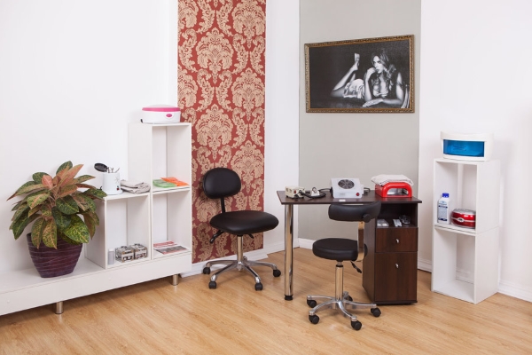  Lugar de trabajo de manicura