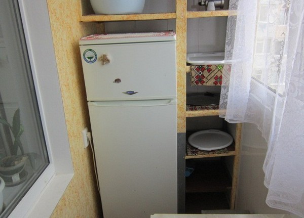  Refrigerador en la logia