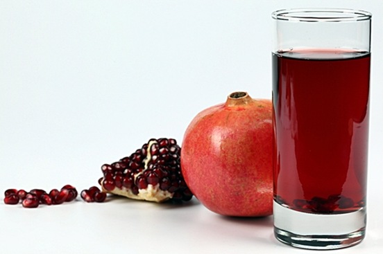  Jugo de granada fresca