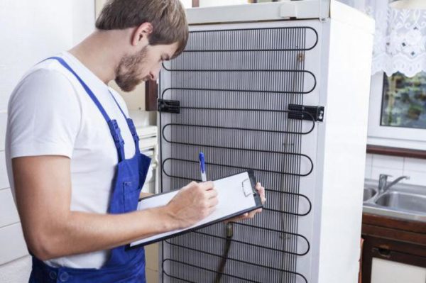  Asistente de reparación de refrigerador