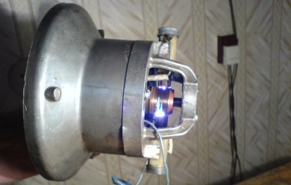  Chispas en el motor de una aspiradora