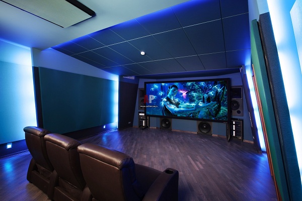  Cine en el interior
