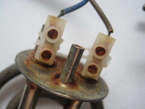  Hervidor eléctrico