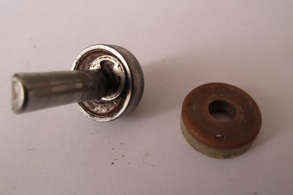  Extracción de la fijación del rodamiento.
