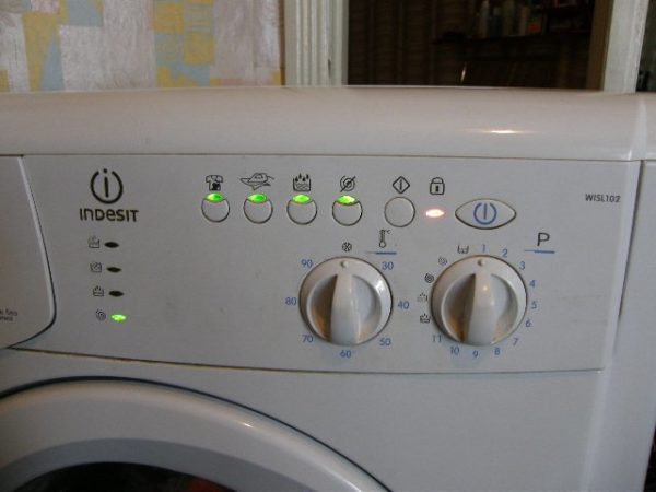  Lavadora indesit
