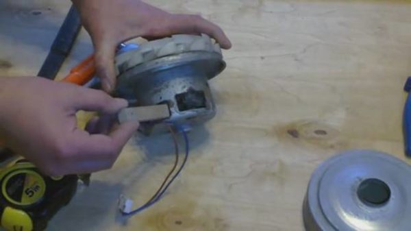   Barras para sujetar el rotor.