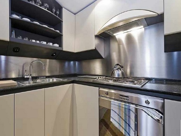 Campana extractora en la cocina.