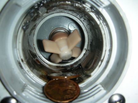 Monedas en la bomba