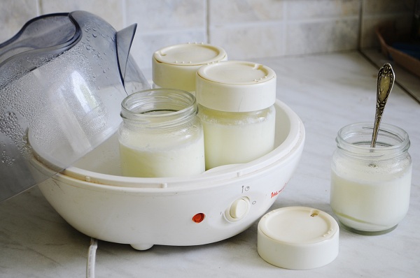  Fabricante de yogur Moulinex y yogur ya preparado.