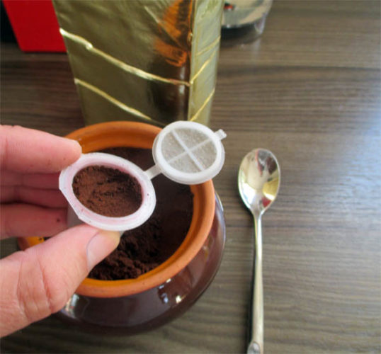  Cápsulas de plástico para máquina de café.