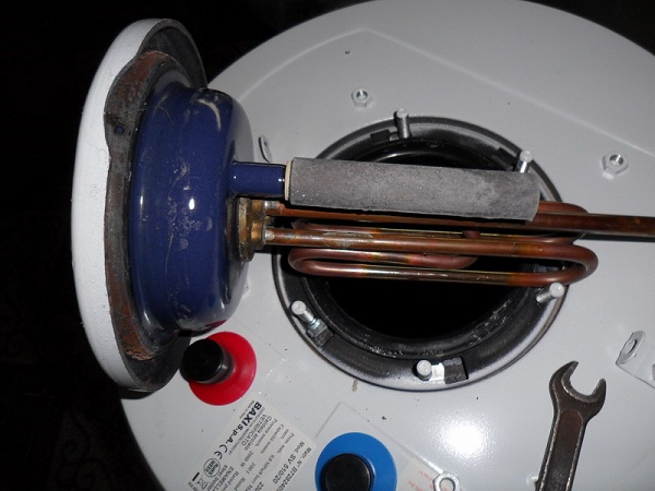  Anodo