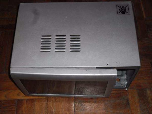  Caja de microondas