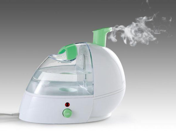  Humidificador de vapor con ionizador.