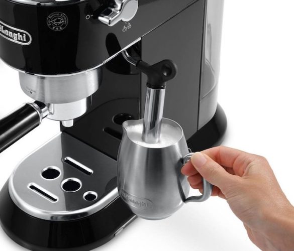  Cafetera rozhkovaya con cappuccinador.