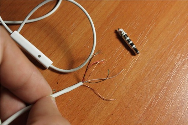  Pelado de cables