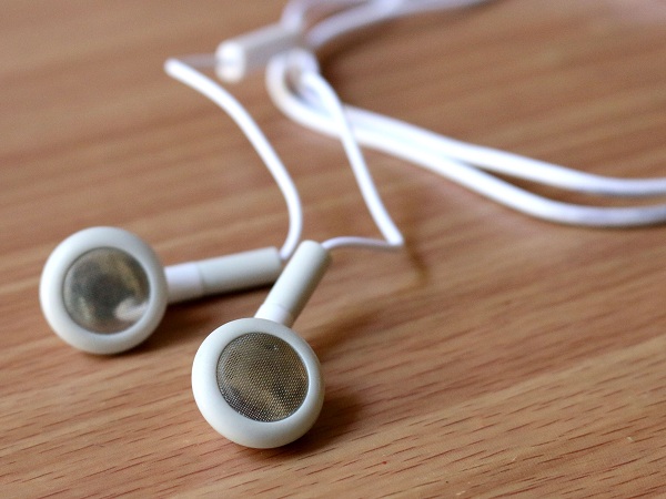  Auriculares sucios