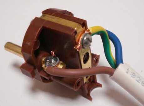  Enchufe electrico