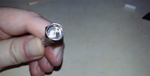  Conexión F-conector
