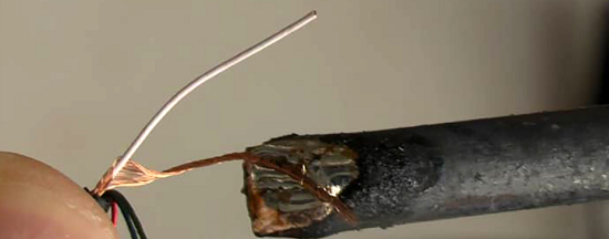  Construcción de alambre