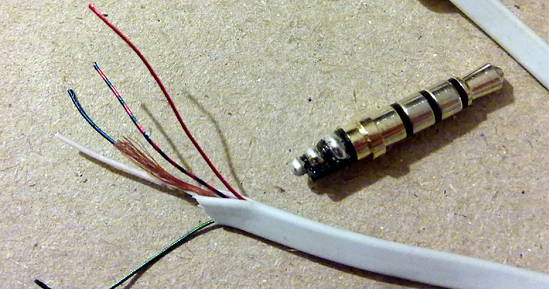  Cable y enchufe