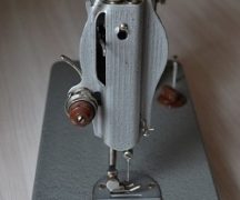  Maquina de coser manual