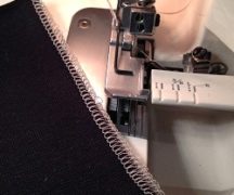  Costura plana en overlock