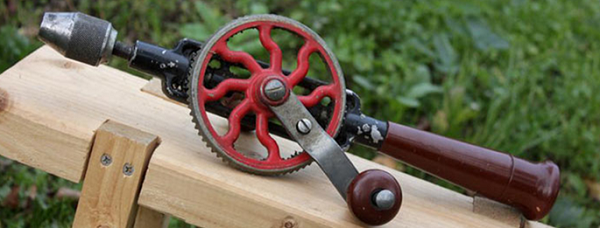  Taladro mecánico manual