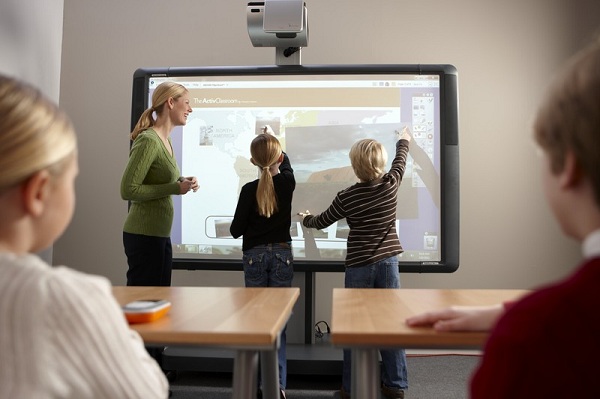  Proyector para instituciones educativas.