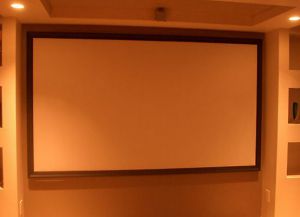  Montaje de la pantalla en la pared.