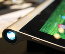  Tableta con un proyector de Lenovo