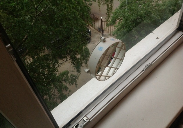  Agujero de plexiglás