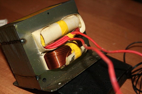  Transformador de microondas