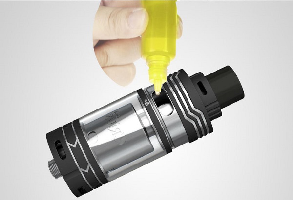  Llenando vape