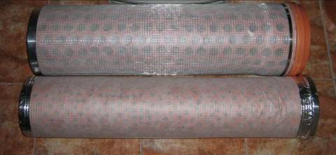  Cinta de aluminio en los bordes de la tubería.