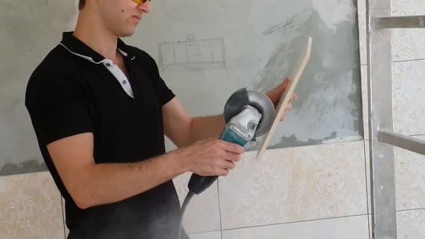  Proceso de corte de azulejos