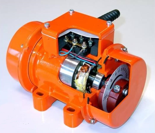  Motor en el interior