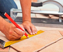  Operación de corte de azulejos