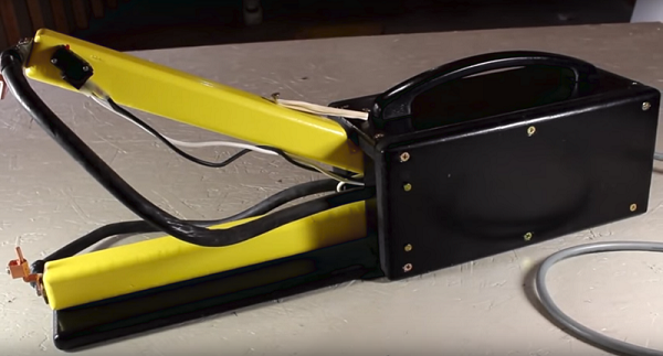  Máquina de soldadura por puntos