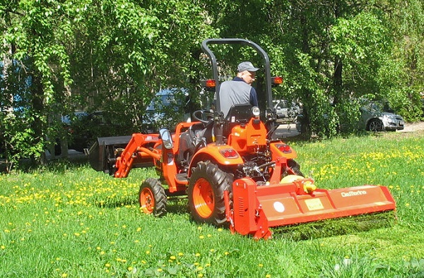  Mini tractor de trabajo