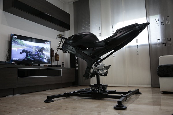 Moto simülatörü