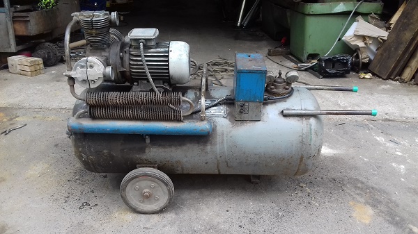  Compresor de piston