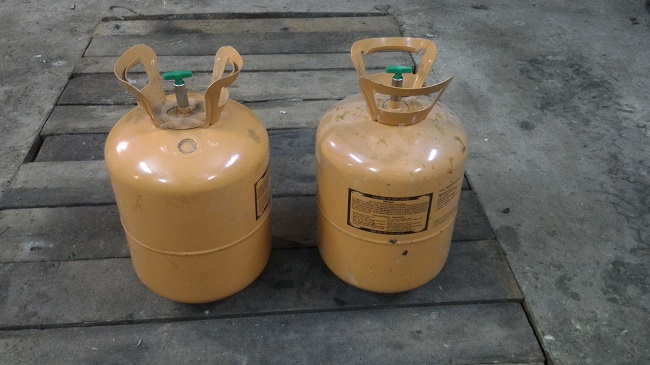  Botella de freón