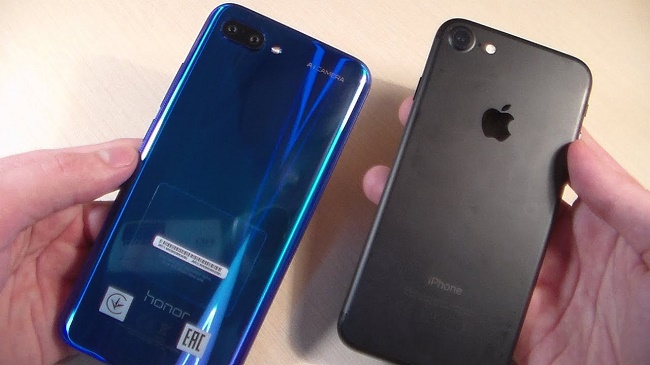  Dos smartphones