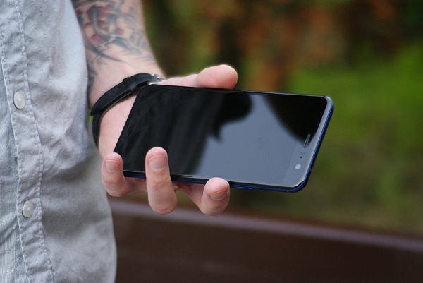  A parte da frente do smartphone