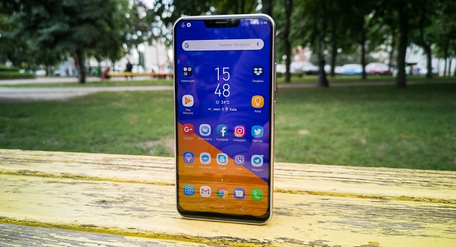  Asus Zenfone 5Z panel frontal