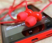  Teléfono para escuchar música.